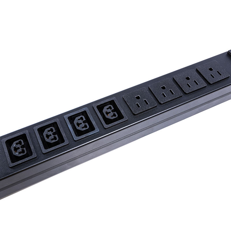 16 ช่อง IEC C13 C19 & US ซ็อกเก็ต 1.5U Liquid Magnetic Circuit Breaker แนวตั้ง TCP/IP สมาร์ท Rack PDU