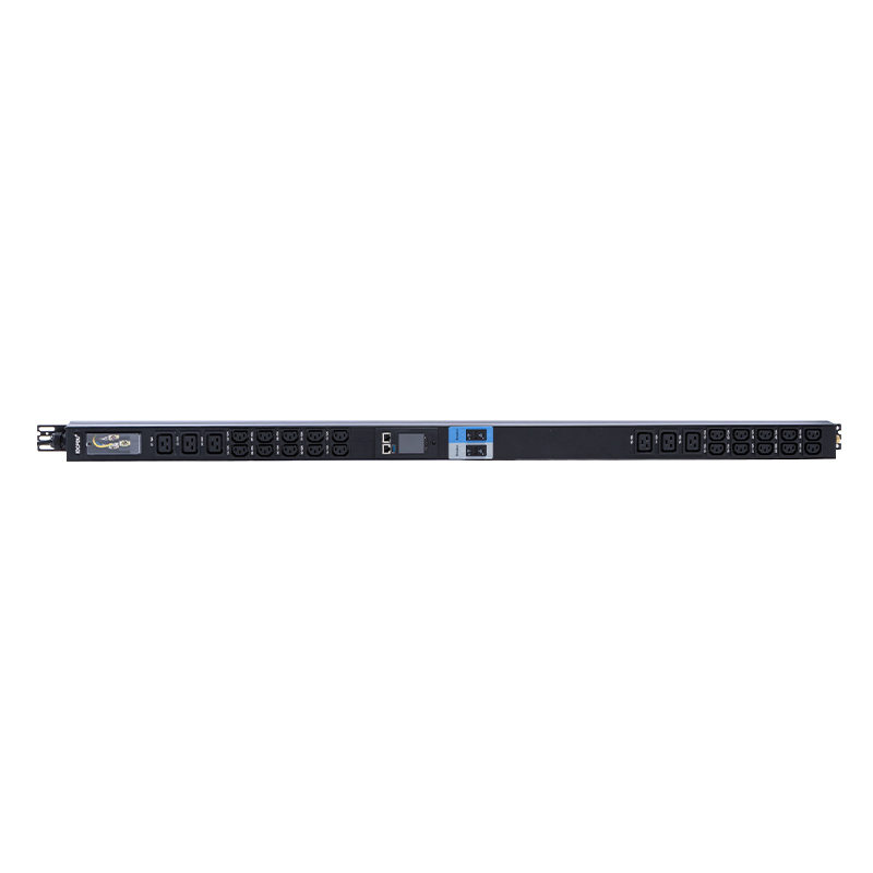 TCP/IP ชั้นวางอัจฉริยะ PDU 26 ช่อง IEC C13 /C19 1.5U เบรกเกอร์แม่เหล็กเหลวแนวตั้ง