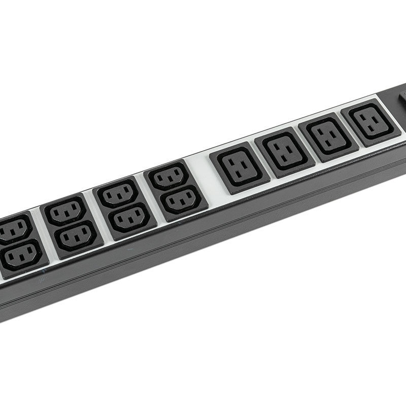 28-Outlet C13 C19 แนวตั้ง SPD Breaker Switched Rack Pdu